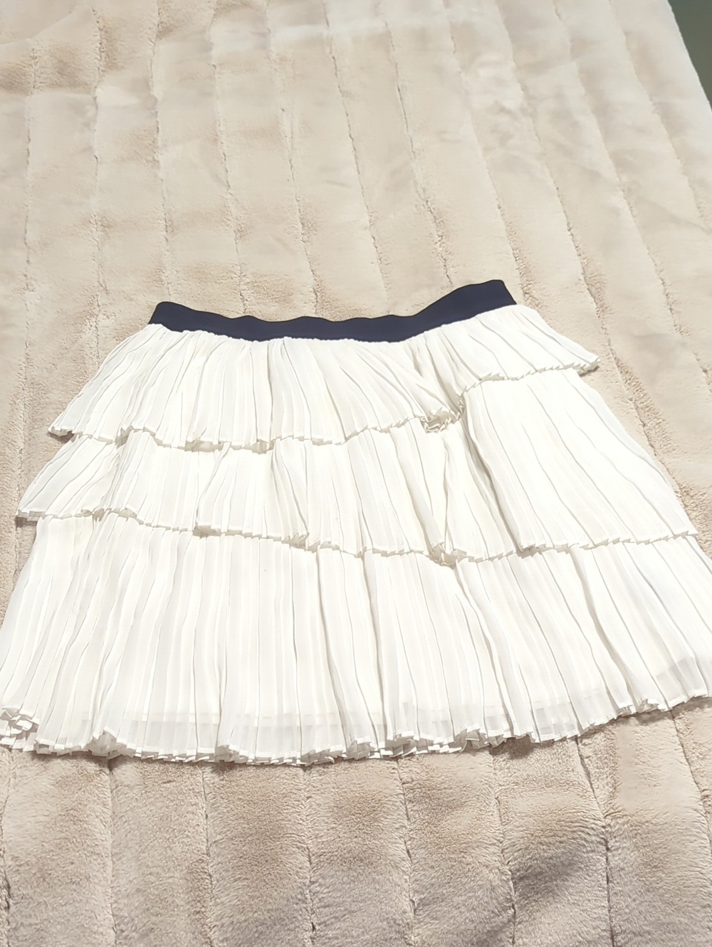 Worthington White Tiered Mini Skirt with Black Waistband